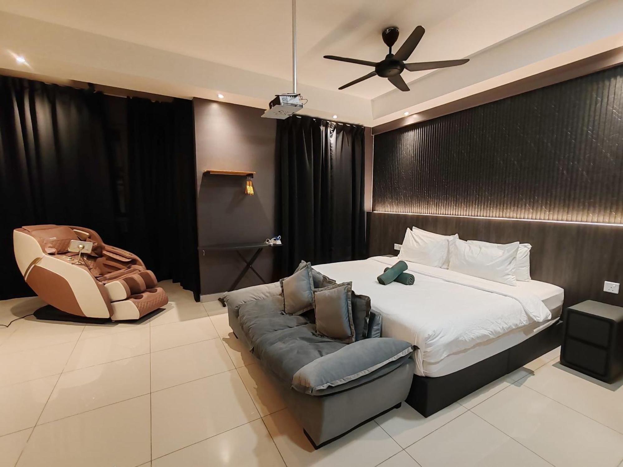 Luxury Couple Suites L Free Netflix L Massage Chair L Bathtub L Wifi 200Mbps L Town Area Bali Residence Malacca Exterior foto